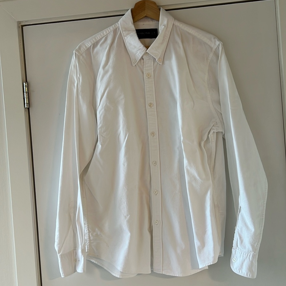 Abercrombie & Fitch size Large dress shirt